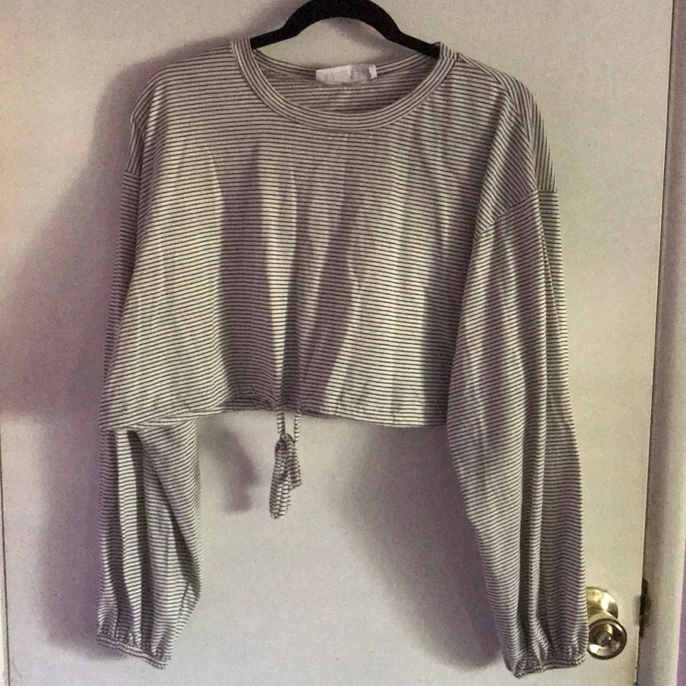 SUPER CROPPED TOP